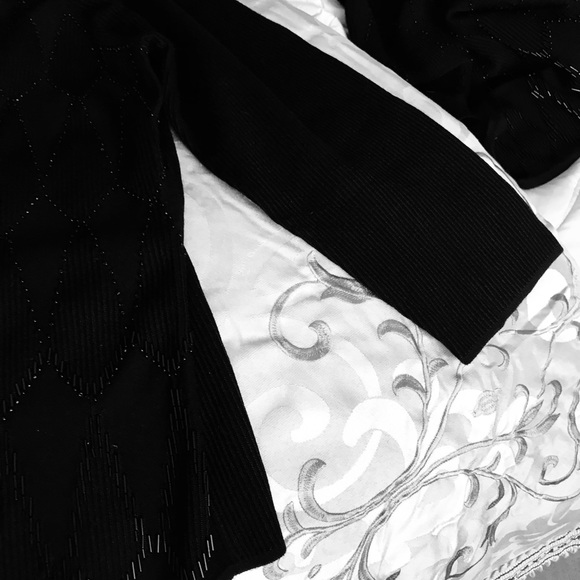 Sweater set - Picture 3 of 5